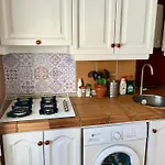 Apartamento En El Casco Historico, A 5 Min Playa.